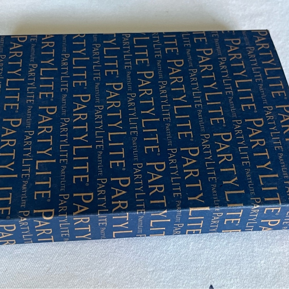 (24) PartyLite “Blue Spruce” Tealight Candles - (2) Boxes of 12 - Picture 5 of 6